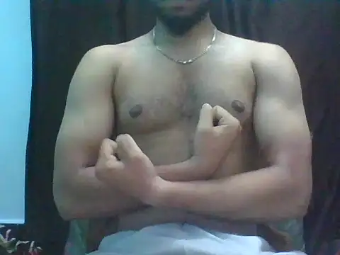Snapshot of 8inchlegendbro chatting on 06/28/26, 03:01 8inchlegendbro online show from 06/28/26, 03:01