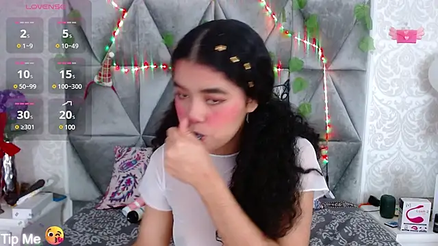 Angela lovee online show from 01/04/25, 12:49