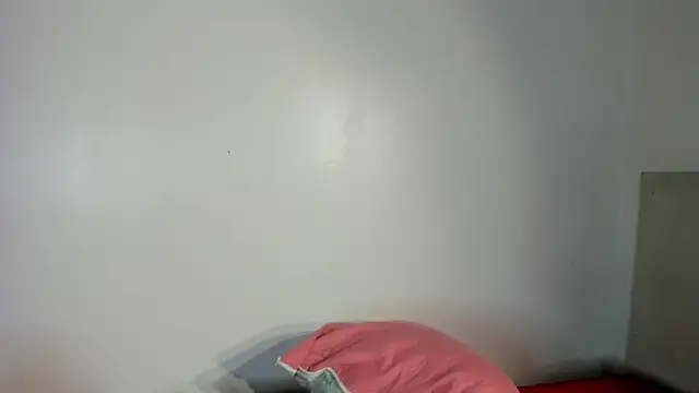 Snapshot of Cloe_Leee chatting on 03/15/25, 08:15 Cloe Leee online show from 03/15/25, 08:15