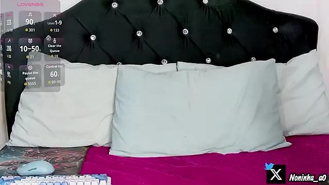 Snapshot of nonawhitemm chatting on 03/26/26, 11:43 nonawhitemm online show from 03/26/26, 11:43