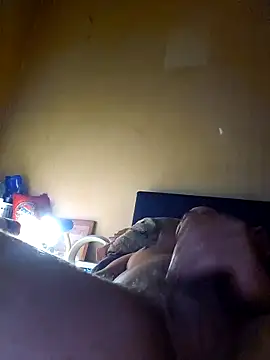 Snapshot of antoniox1978 chatting on 03/03/25, 04:24 antoniox1978 online show from 03/03/25, 04:24