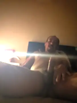 Snapshot of antoniox1978 chatting on 11/06/25, 04:30 antoniox1978 online show from 11/06/25, 04:30