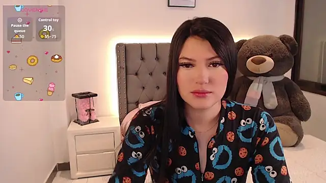 Nicols66 online show from 11/12/25, 09:25