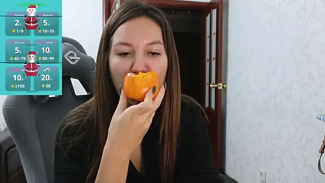 Snapshot of Nelly_Fischer chatting on 01/06/25, 03:08 Nelly Fischer online show from 01/06/25, 03:08