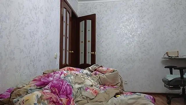 Snapshot of Nelly_Fischer chatting on 01/16/25, 05:01 Nelly Fischer online show from 01/16/25, 05:01