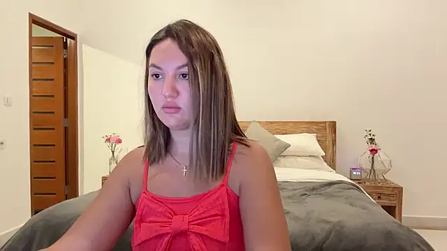 Snapshot of Nelly_Fischer chatting on 09/28/25, 03:39 Nelly Fischer online show from 09/28/25, 03:39