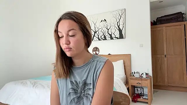 Nelly Fischer online show from 11/20/25, 07:30