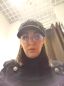 Ulyana72882 online show from 01/04/25, 02:46