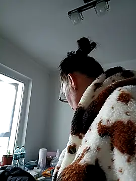 Ulyana72882 online show from 02/14/25, 06:34