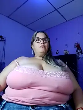 EllisW8 online show from 11/21/25, 01:04