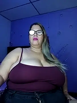 EllisW8 online show from 11/25/25, 12:05