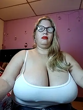 EllisW8 online show from 12/22/25, 11:18