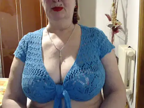 Snapshot of Secretfox chatting on 02/20/25, 02:35 Secretfox online show from 02/20/25, 02:35