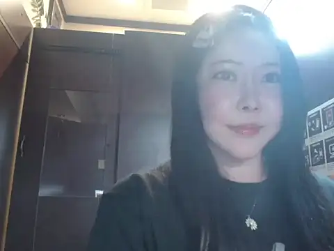 NATINATU252525 online show from 03/01/26, 01:24