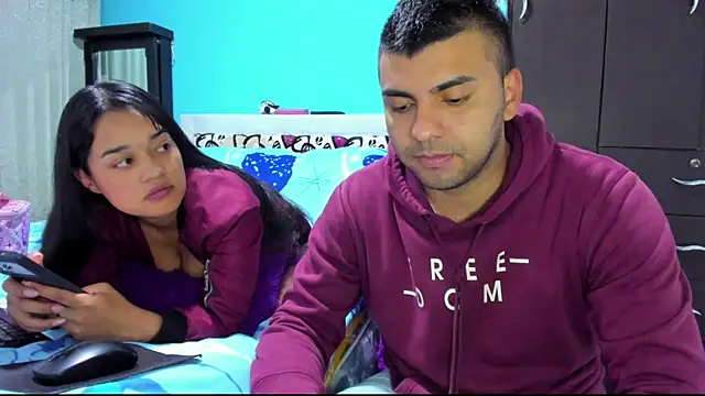 2ScarletandRyan8 online show from 12/18/25, 09:59