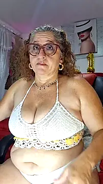 Snapshot of evelin_hott chatting on 10/11/25, 01:27 evelin hott online show from 10/11/25, 01:27