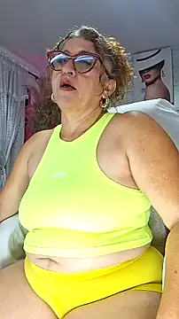 Snapshot of evelin_hott chatting on 10/30/25, 02:02 evelin hott online show from 10/30/25, 02:02