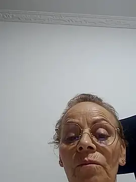 asleycavta online show from 11/15/25, 03:48