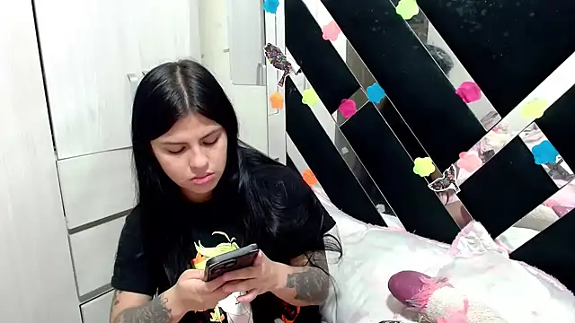 katery wok11 online show from 10/28/25, 05:37