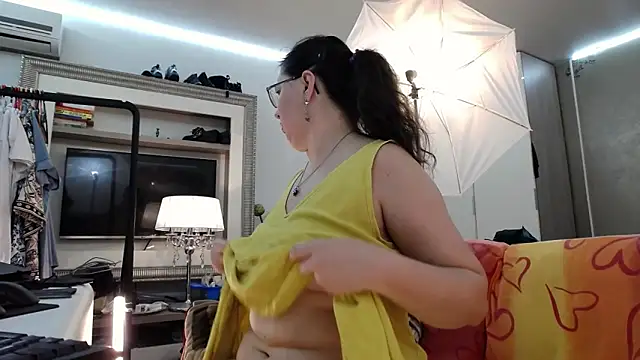 ILoveToFeelU online show from 10/18/25, 12:17