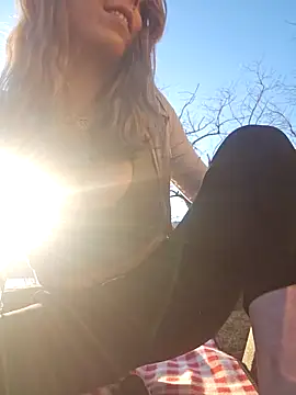 Mia Railey online show from 02/14/25, 03:47