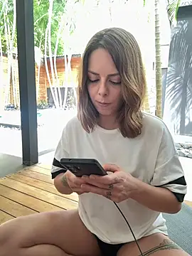 Mia Railey online show from 05/24/26, 07:30