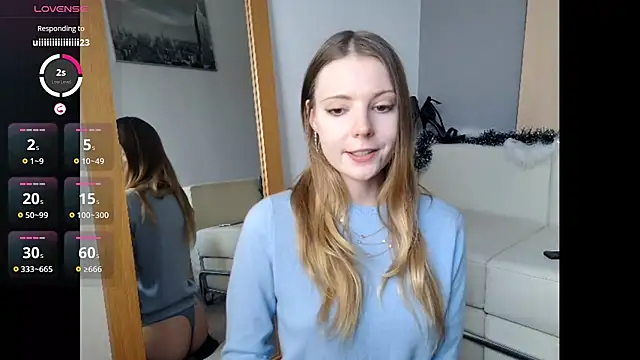 Snapshot of Frosty_Princess chatting on 11/26/25, 12:28 Frosty Princess online show from 11/26/25, 12:28