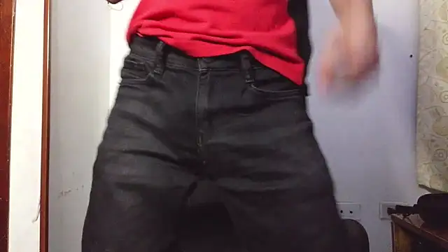 Snapshot of HomeAloneK chatting on 02/18/26, 09:22 HomeAloneK online show from 02/18/26, 09:22