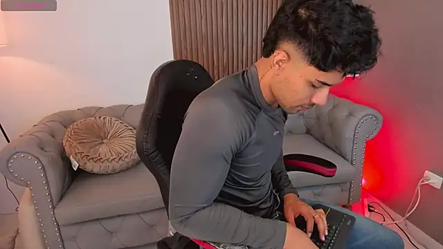 liam collins21 online show from 03/08/25, 11:48