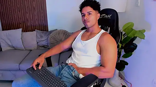 liam collins21 online show from 09/24/25, 11:46