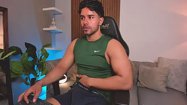 Snapshot of liam_collins21 chatting on 03/12/26, 11:49 liam collins21 online show from 03/12/26, 11:49