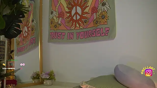 Snapshot of antonella_maitt1 chatting on 12/19/24, 06:56 antonella maitt1 online show from 12/19/24, 06:56