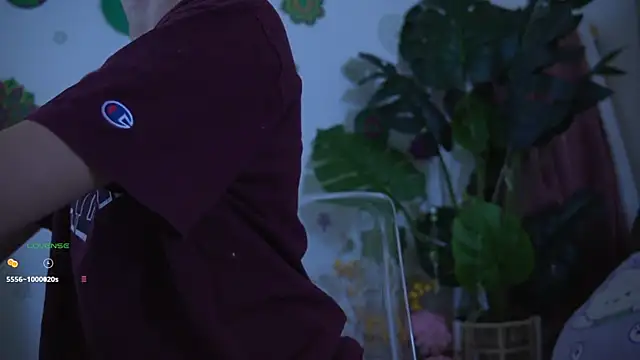 Snapshot of antonella_maitt1 chatting on 03/15/25, 02:45 antonella maitt1 online show from 03/15/25, 02:45