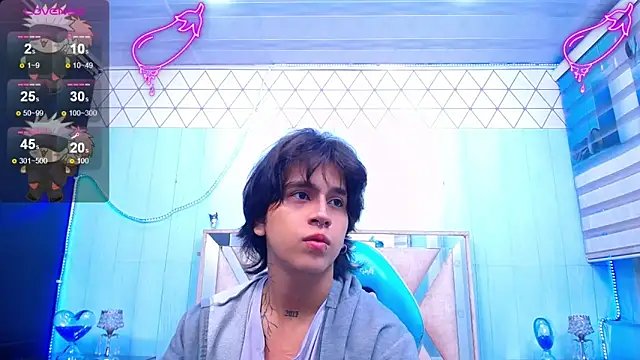 Snapshot of alex_477 chatting on 02/05/25, 11:34 alex 477 online show from 02/05/25, 11:34
