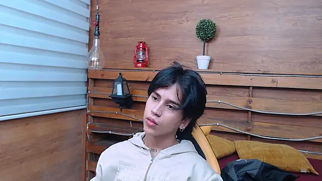 alex 477 online show from 02/11/26, 11:37