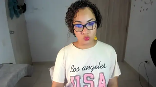 Snapshot of Jade_Dorthini chatting on 03/03/26, 06:30 Jade Dorthini online show from 03/03/26, 06:30