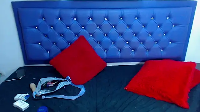 Snapshot of kiwii_nasty chatting on 01/28/25, 03:57 kiwii nasty online show from 01/28/25, 03:57