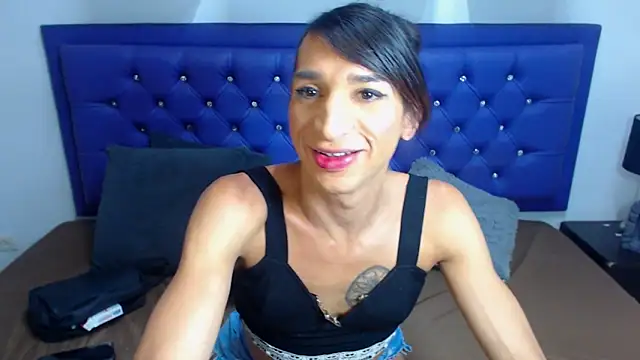 Snapshot of kiwii_nasty chatting on 10/15/25, 12:22 kiwii nasty online show from 10/15/25, 12:22