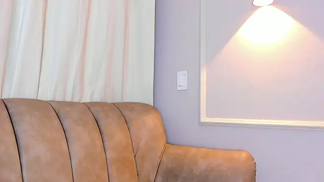 Snapshot of Lia_walton chatting on 09/20/25, 12:17 Lia walton online show from 09/20/25, 12:17