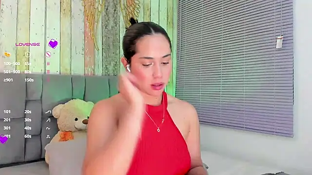 Gigi-bom online show from 01/29/25, 03:33