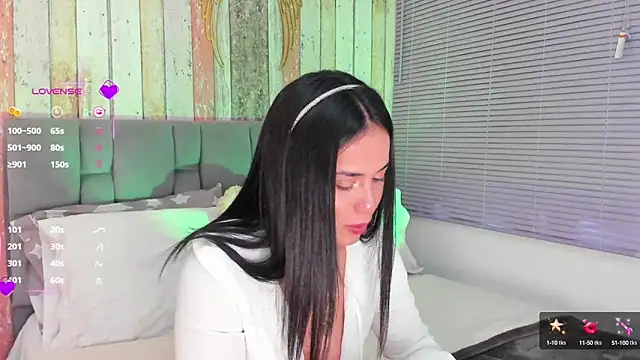 Gigi-bom online show from 02/21/25, 10:04