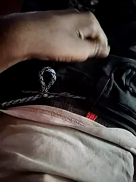 Snapshot of dipa-jitu chatting on 03/21/25, 06:27 dipa-jitu online show from 03/21/25, 06:27