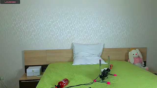 Cowell Adelina online show from 02/08/26, 09:56