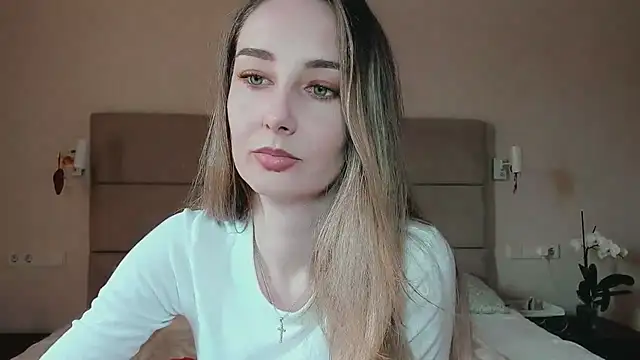 Snapshot of Maiami000 chatting on 03/12/26, 12:55 Maiami000 online show from 03/12/26, 12:55