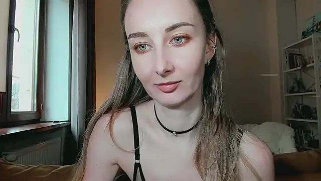 Snapshot of Maiami000 chatting on 03/27/26, 02:06 Maiami000 online show from 03/27/26, 02:06