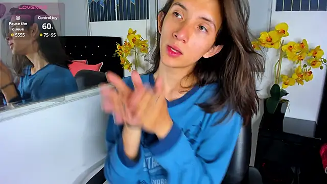 Snapshot of Feniix__ chatting on 01/16/25, 03:23 Feniix online show from 01/16/25, 03:23