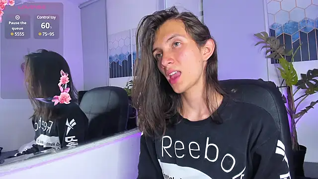 Snapshot of Feniix__ chatting on 01/31/25, 03:41 Feniix online show from 01/31/25, 03:41