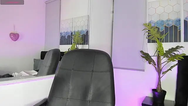 Snapshot of Feniix__ chatting on 02/07/25, 03:23 Feniix online show from 02/07/25, 03:23