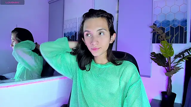 Snapshot of Feniix__ chatting on 02/15/25, 03:52 Feniix online show from 02/15/25, 03:52