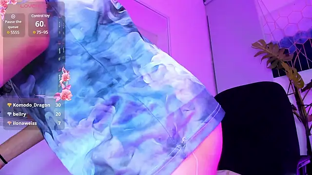 Snapshot of Feniix__ chatting on 02/19/25, 10:01 Feniix online show from 02/19/25, 10:01